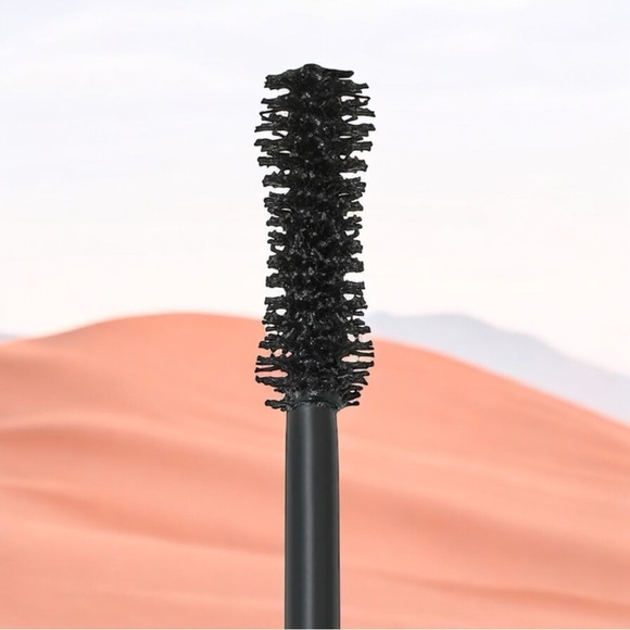 Pat McGrath Dark Star Mascara Xtreme Black - Picture 4 of 8